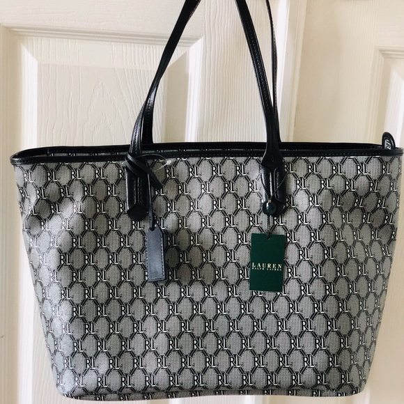 Ralph Lauren Handbags - Ralph Lauren Classic Tote